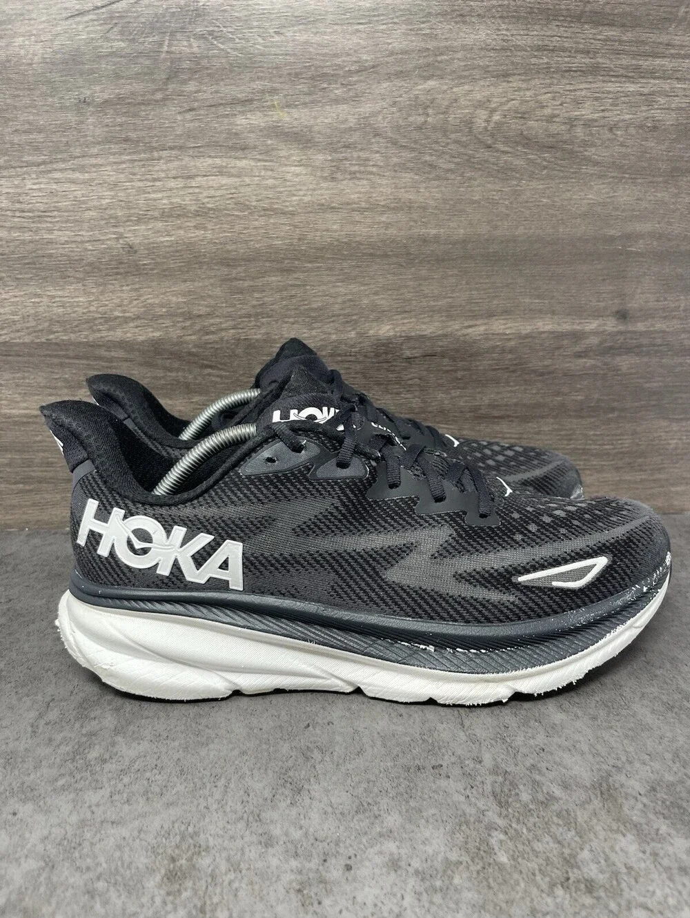 HOKA Clifton 9 Black White Size 11 Mens Cushioned Running Walking Shoes